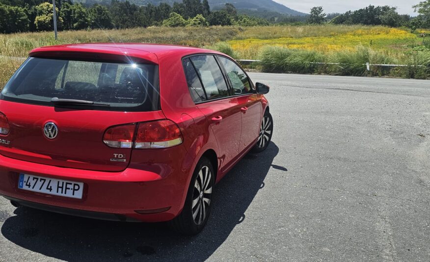 VOLKSWAGEN Golf 1.6 TDI