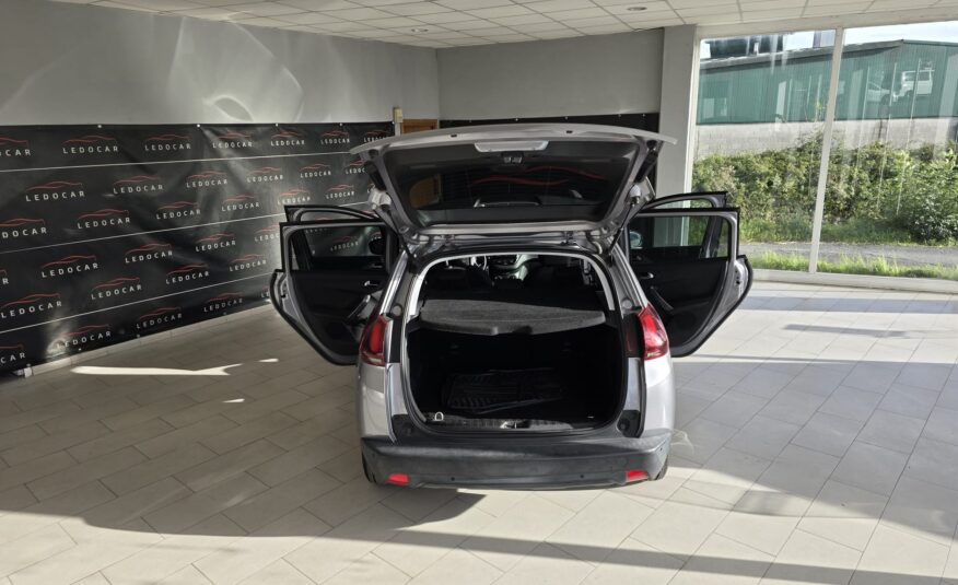 PEUGEOT 2008 1.6 hdi Style